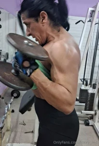W vc4ll vc4ll ironwoman01 ironwoman01 milf female bodybuilder i am 1 part 1