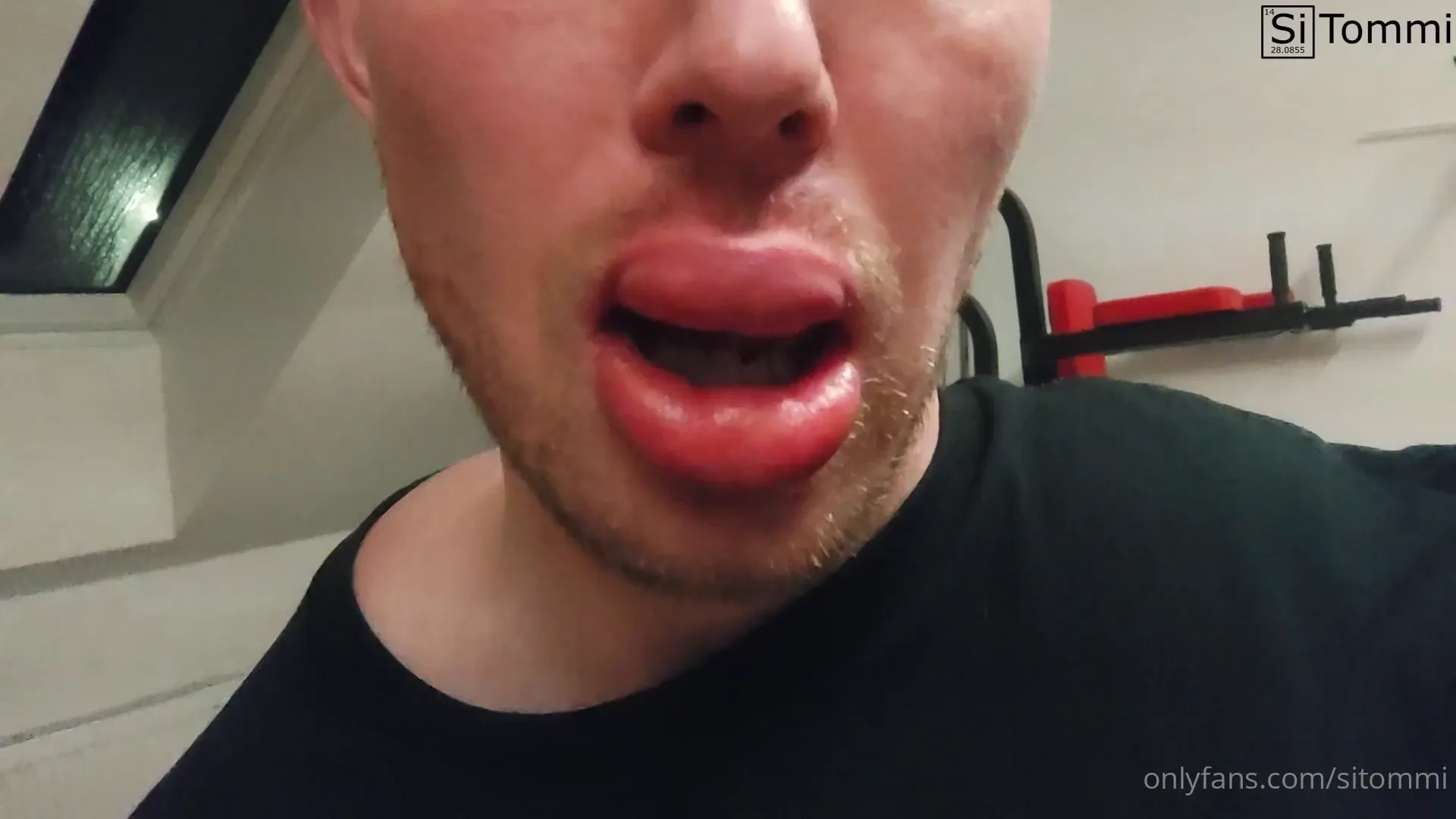 Do you like big lips 