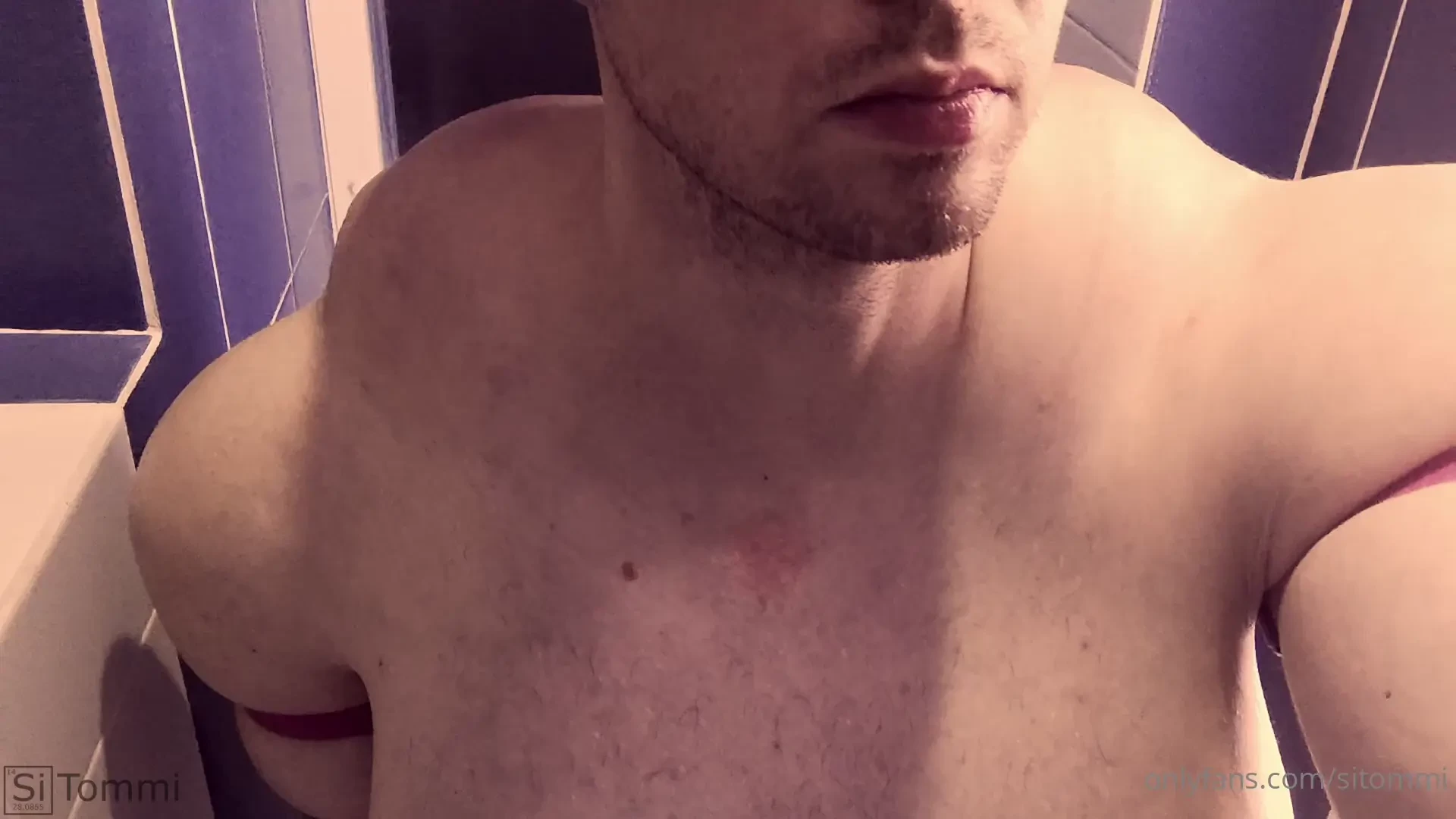 Hi have a nice thursday everyone i got a haircut today i don t know if 