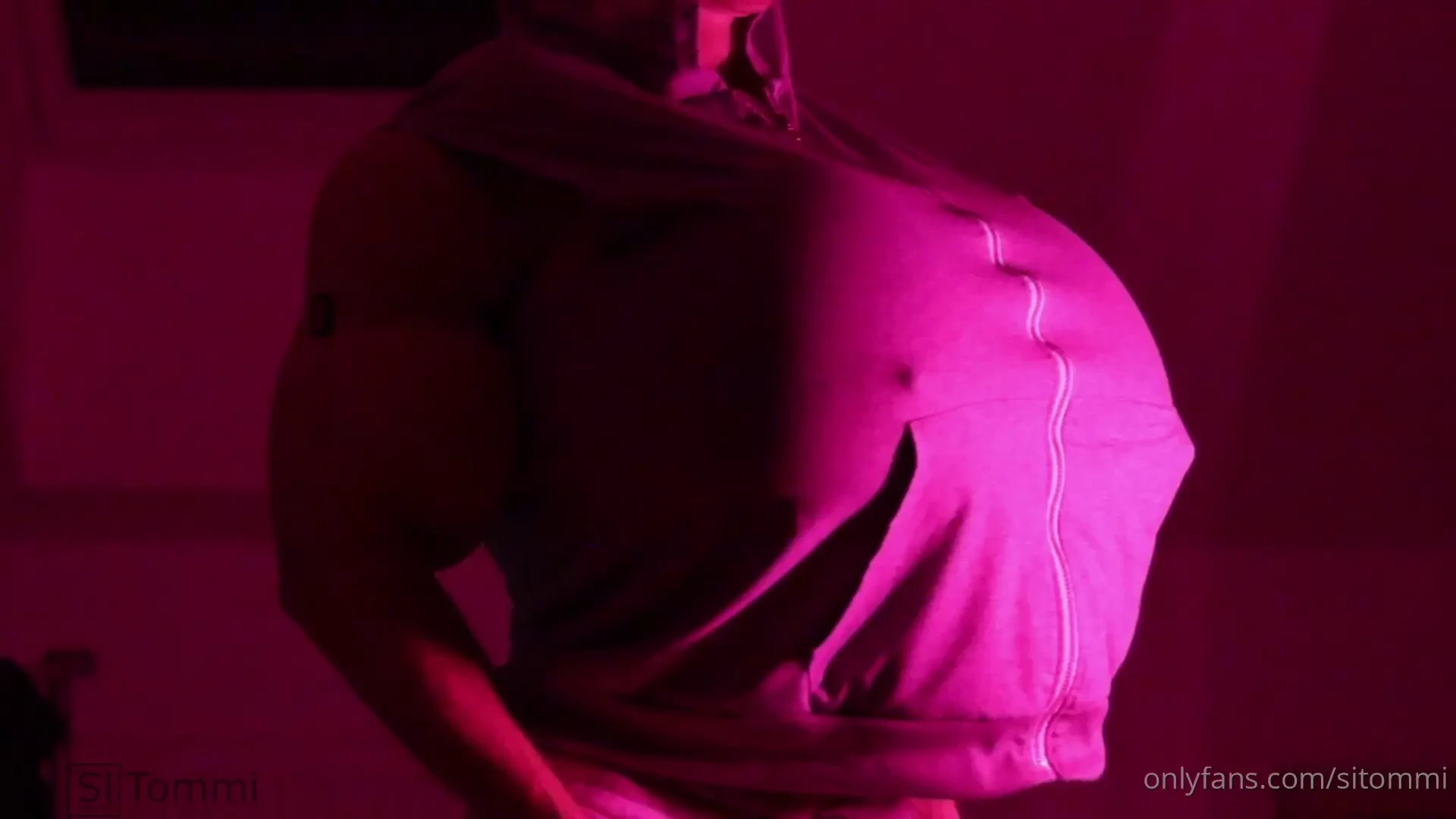 Hi good titty tuesday everyone 
