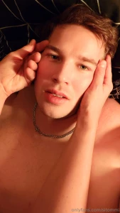 Hi have a nice friday evening everyone look who came to visit me mr part 7