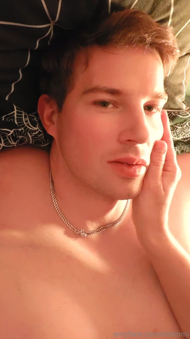 Hi have a nice friday evening everyone look who came to visit me mr part 9 