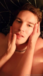 Hi have a nice friday evening everyone look who came to visit me mr part 8