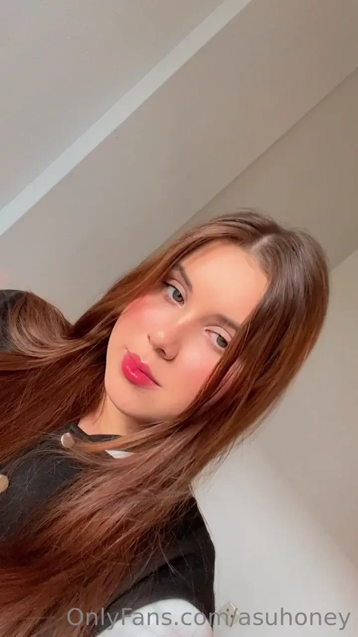 Besitos amorsitos si eres vip tienes un video super rico gratis 