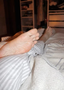 Happy fridayyyy everyone