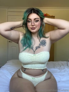 My vip page is way better itslilithchan