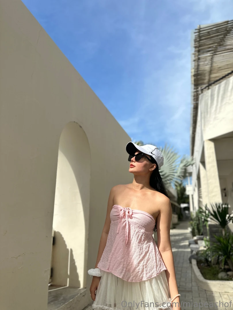 Badly in need of a vacation right now 