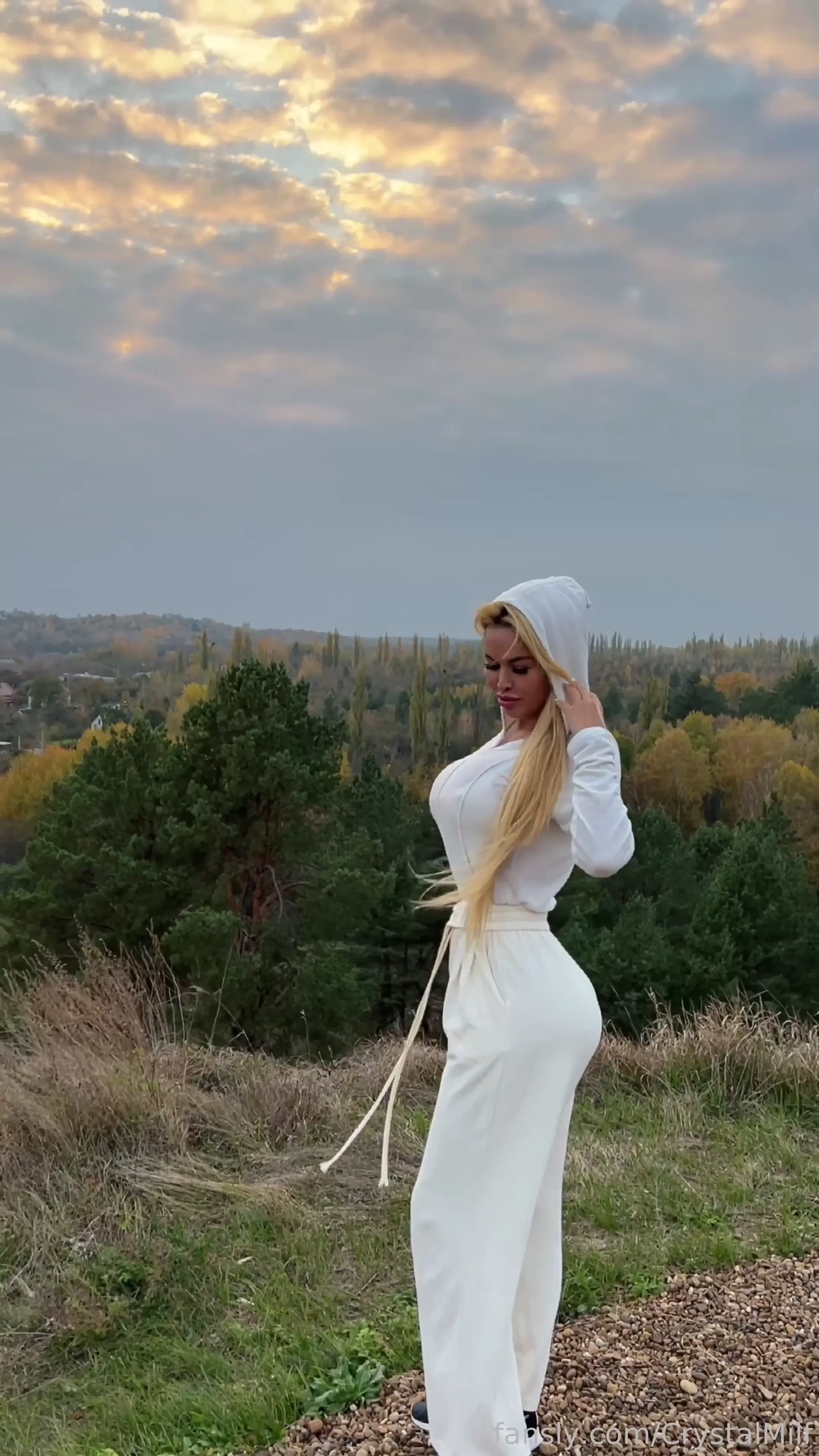 Sex in nature that s what i love fyp mature bigboobs milf titfuck 