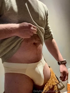 Love these pair of white cotton briefs by jockey