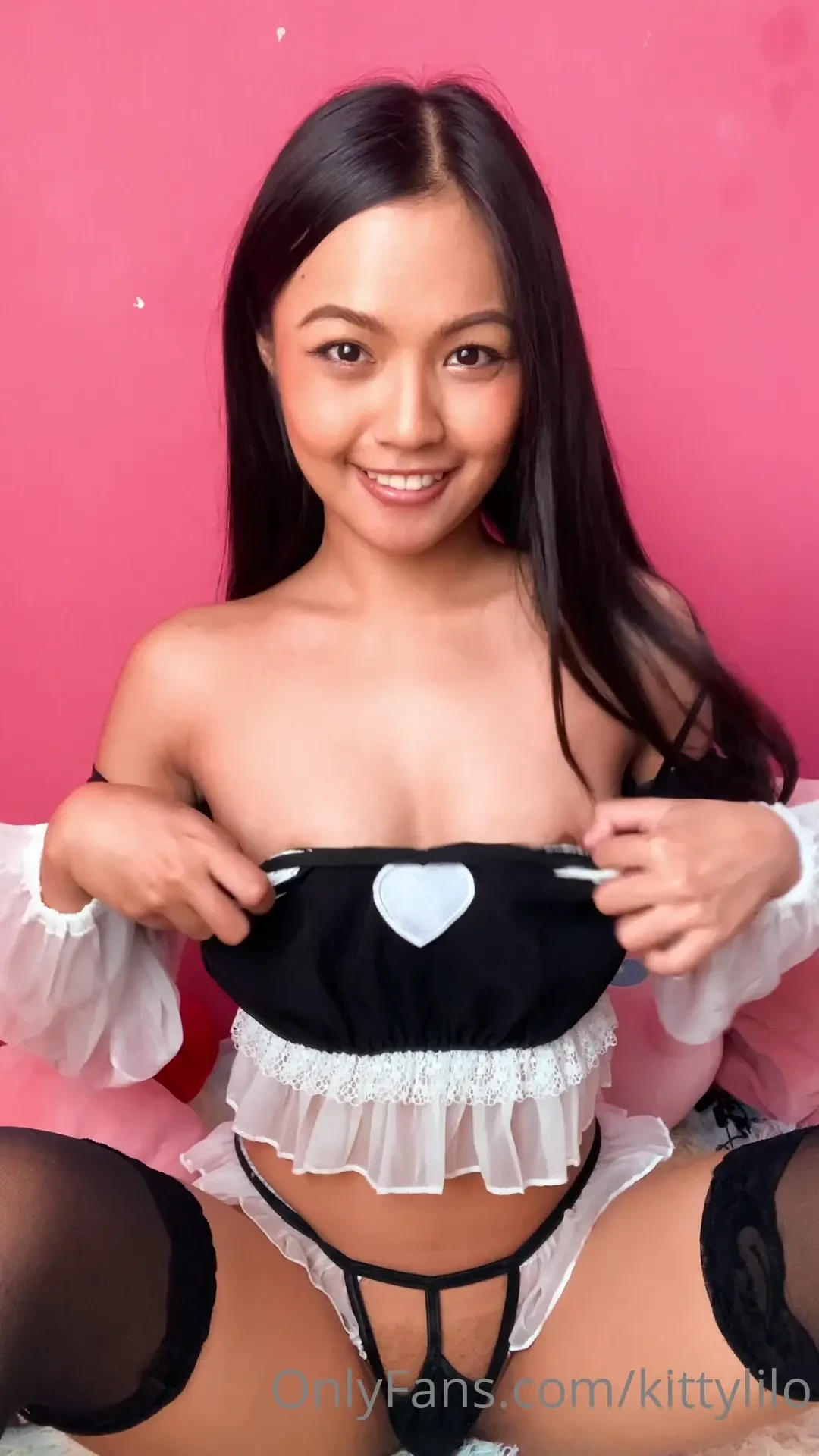 What do you wanna do to me baby dm me 