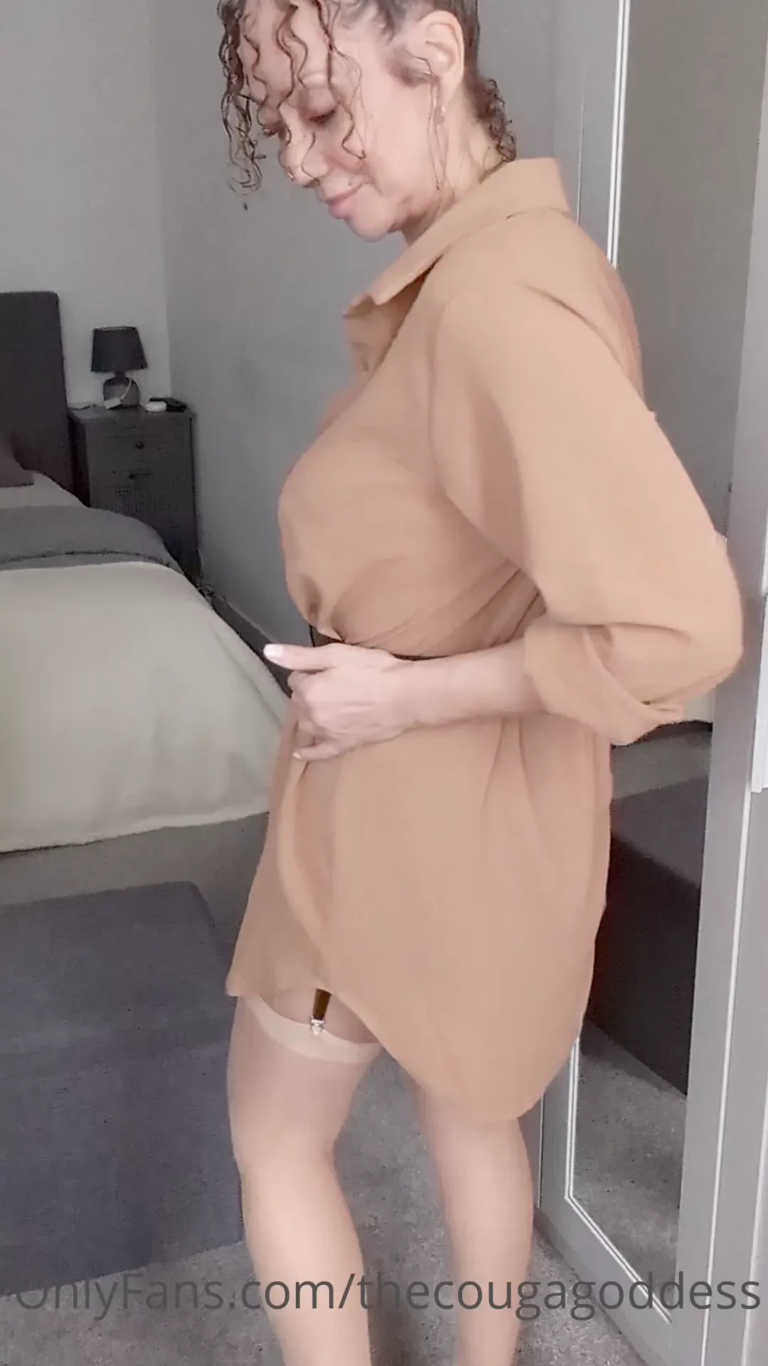 Have a little monday milf strip to start your week p1 