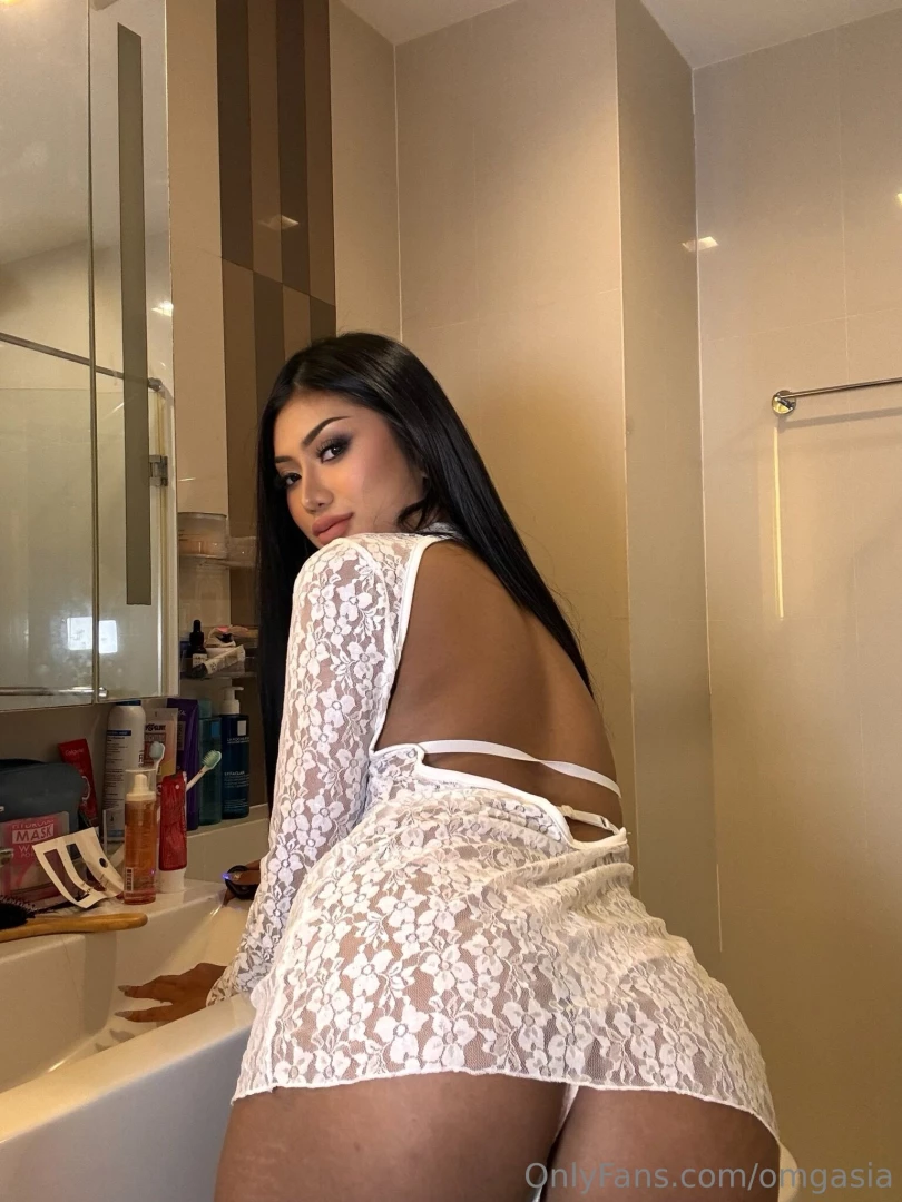 The last pic is worth it 