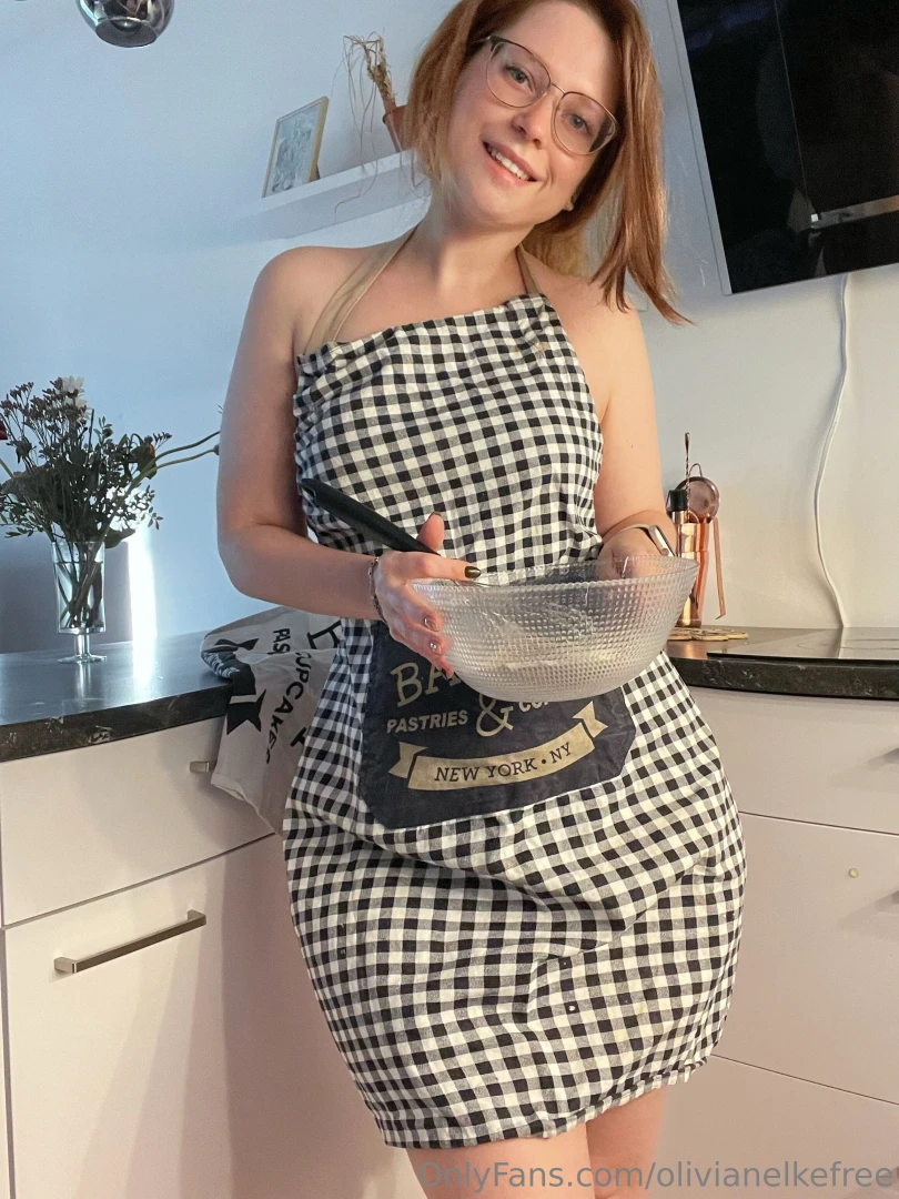 Wanna help me baking 