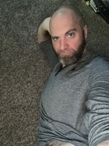 Happy monday to my good boys and girls who is going to earn my