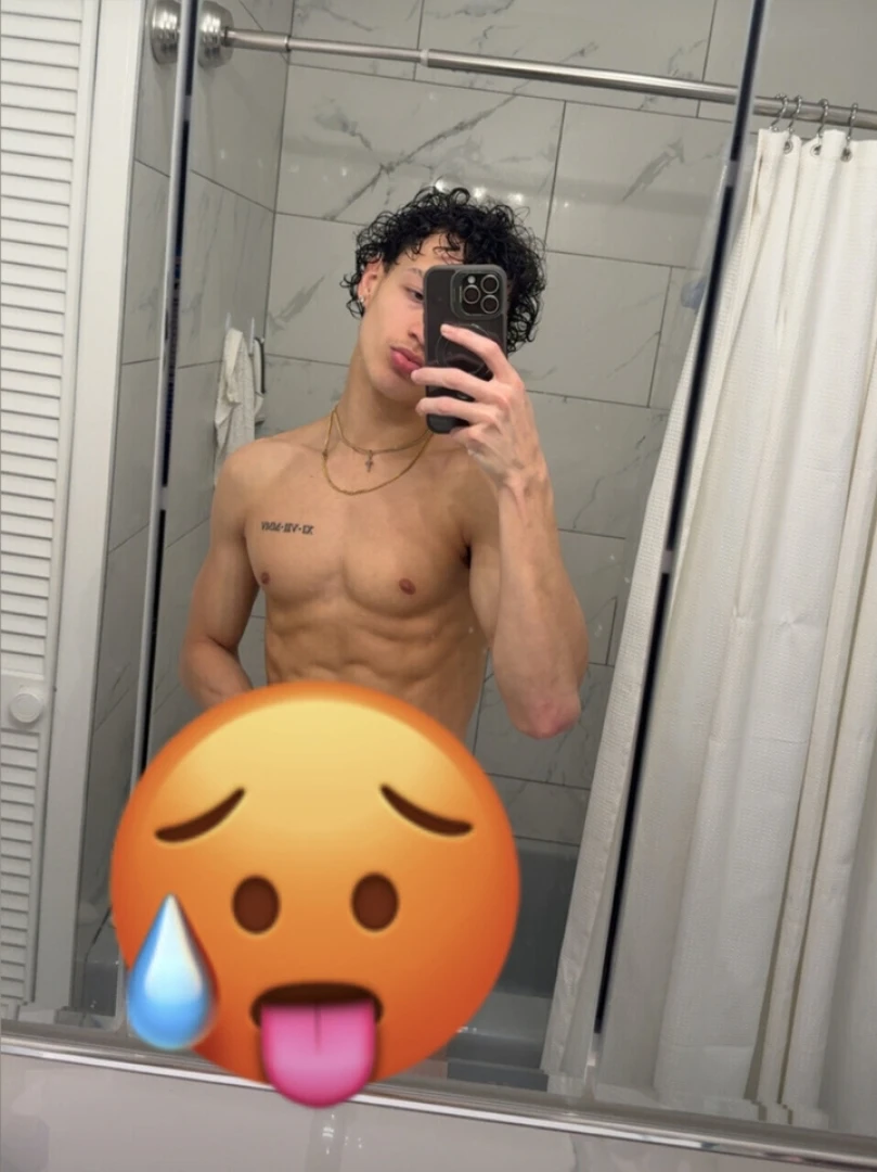 Gonna be going live tomorrow night stay tuned for the time 