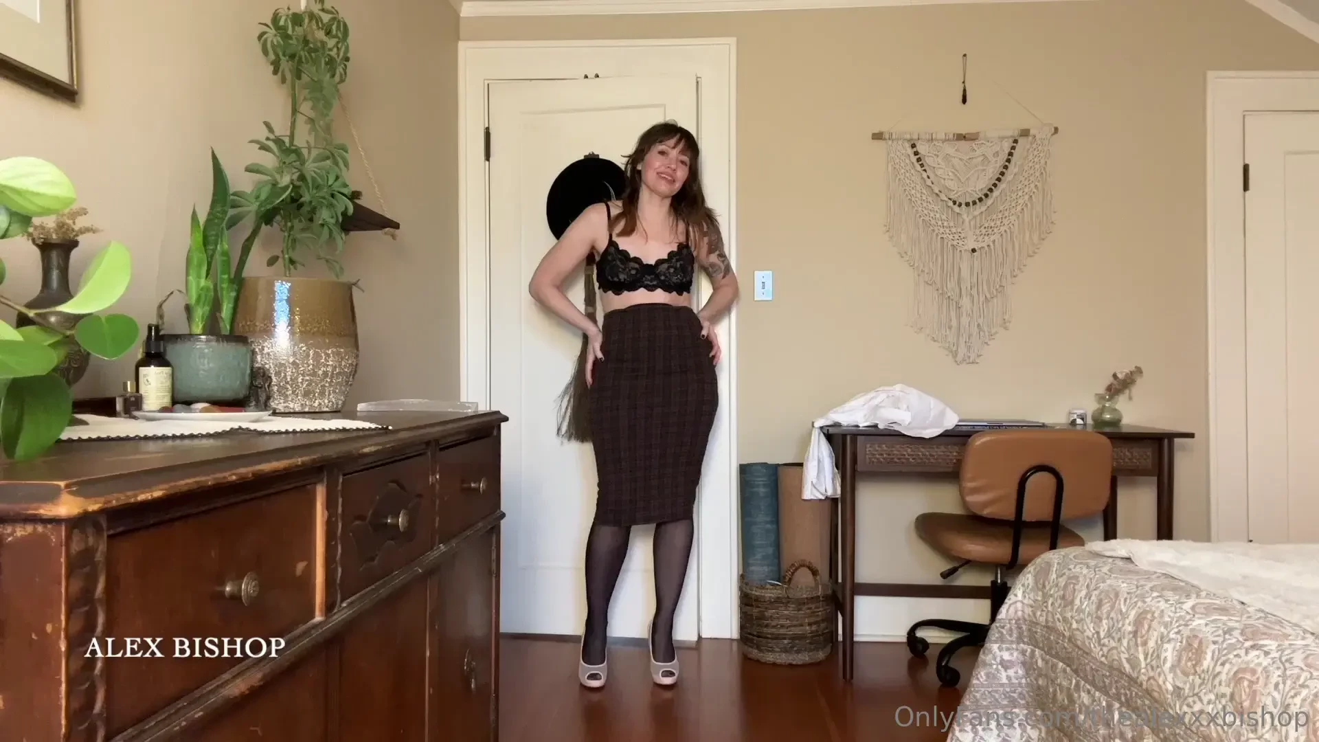 Your girlfriend rates your dick while getting a foot rub and then 