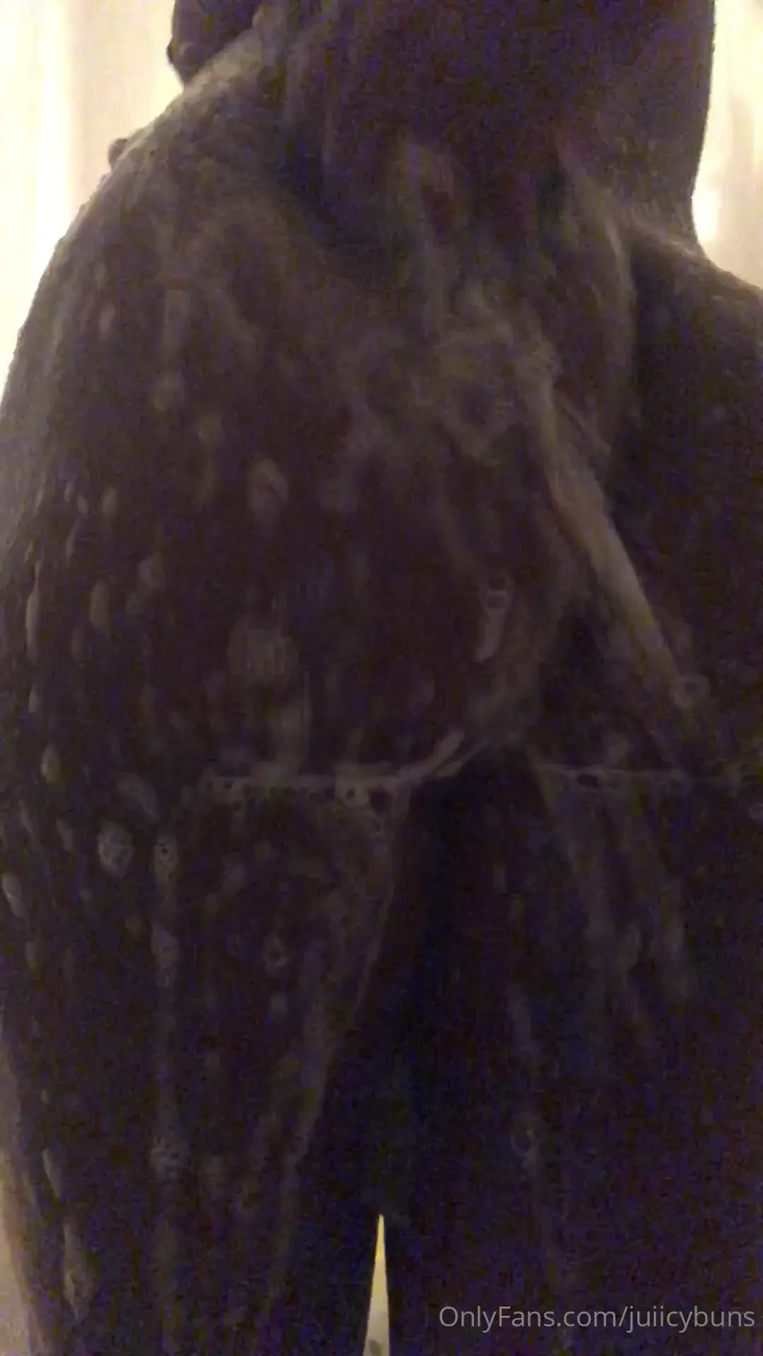 Shower with me let me spread it so u can rinse me 