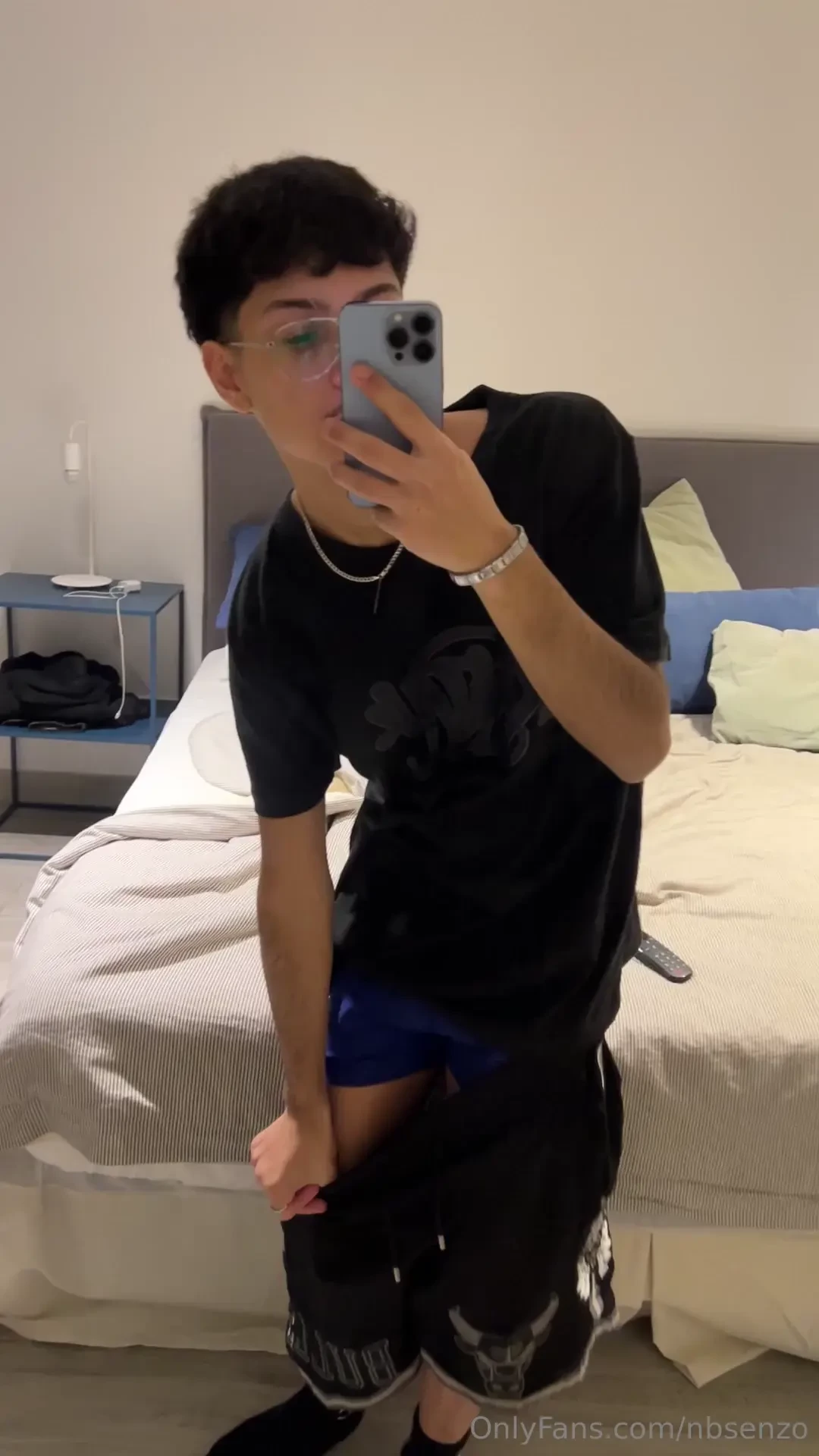 Creating custom content just for you don t miss out haciendo contenido 