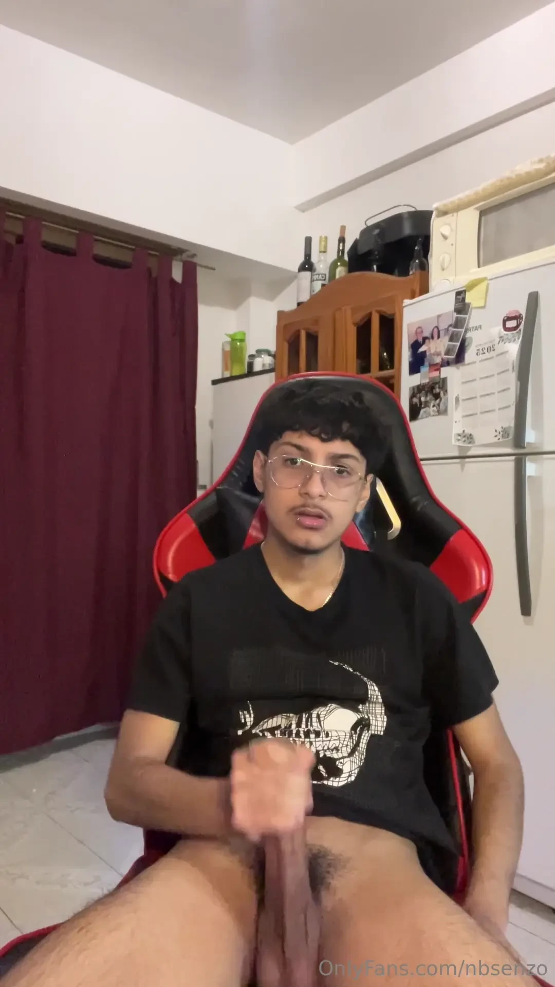 My cock looks very tasty today 