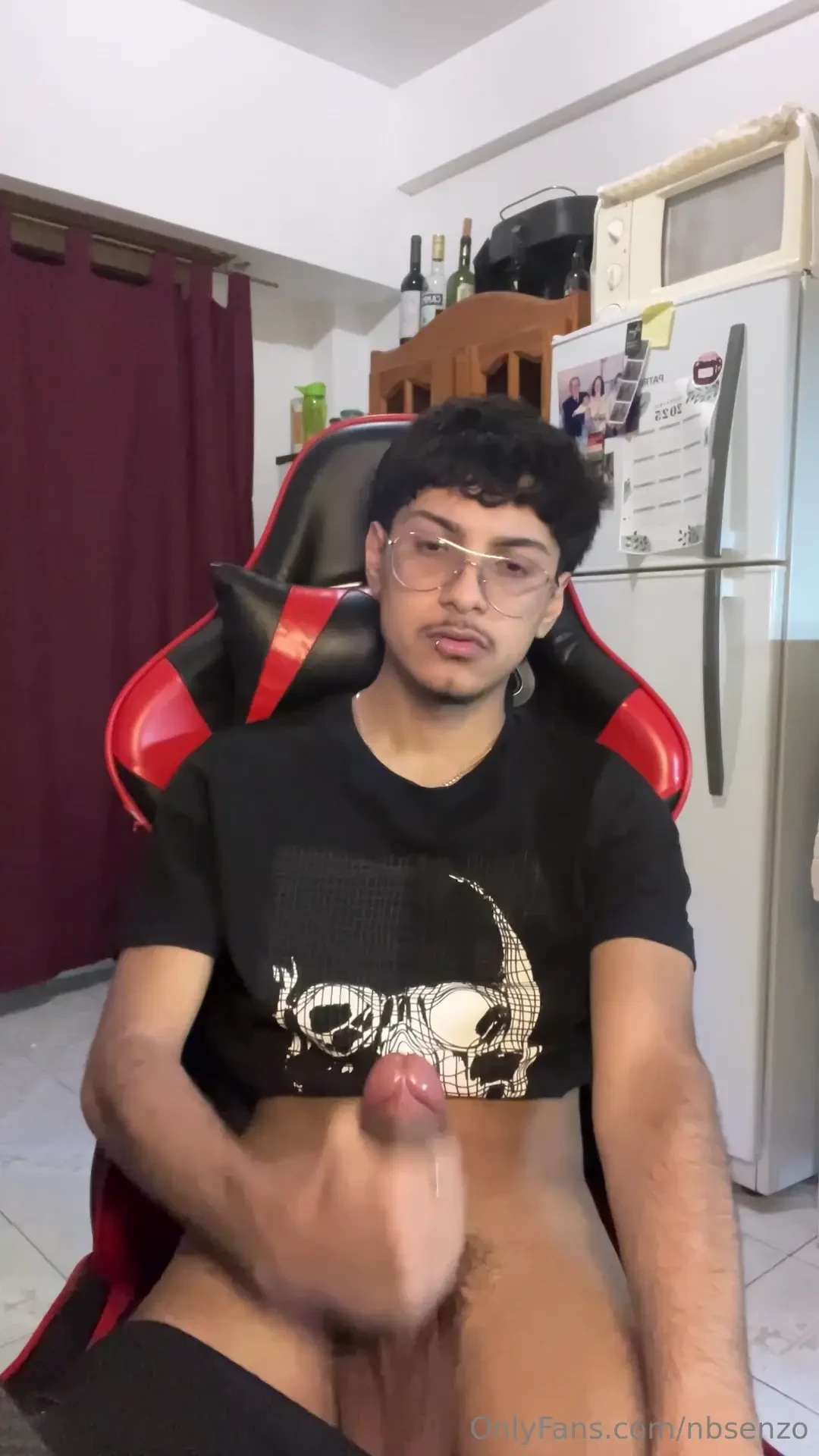 My cock looks very tasty today part 1 