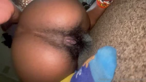 I wanna jiggle this ass on your face