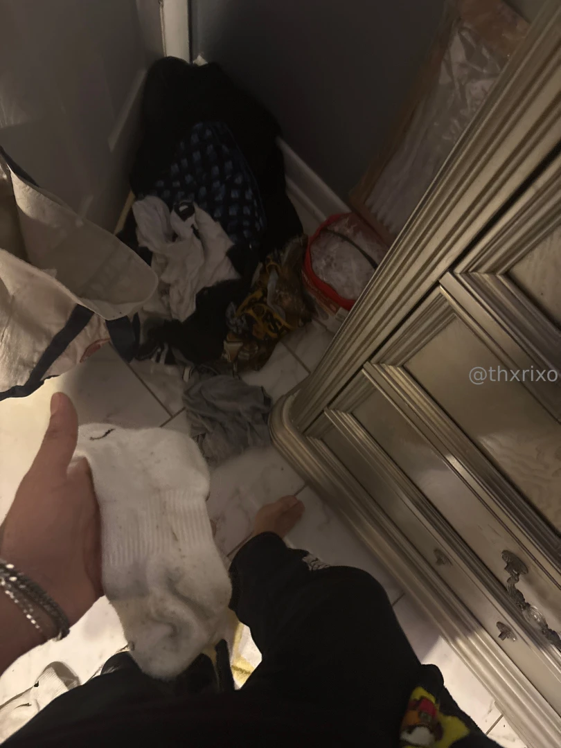 Trading feet pics with my homie thought id share them with u guys part 6 