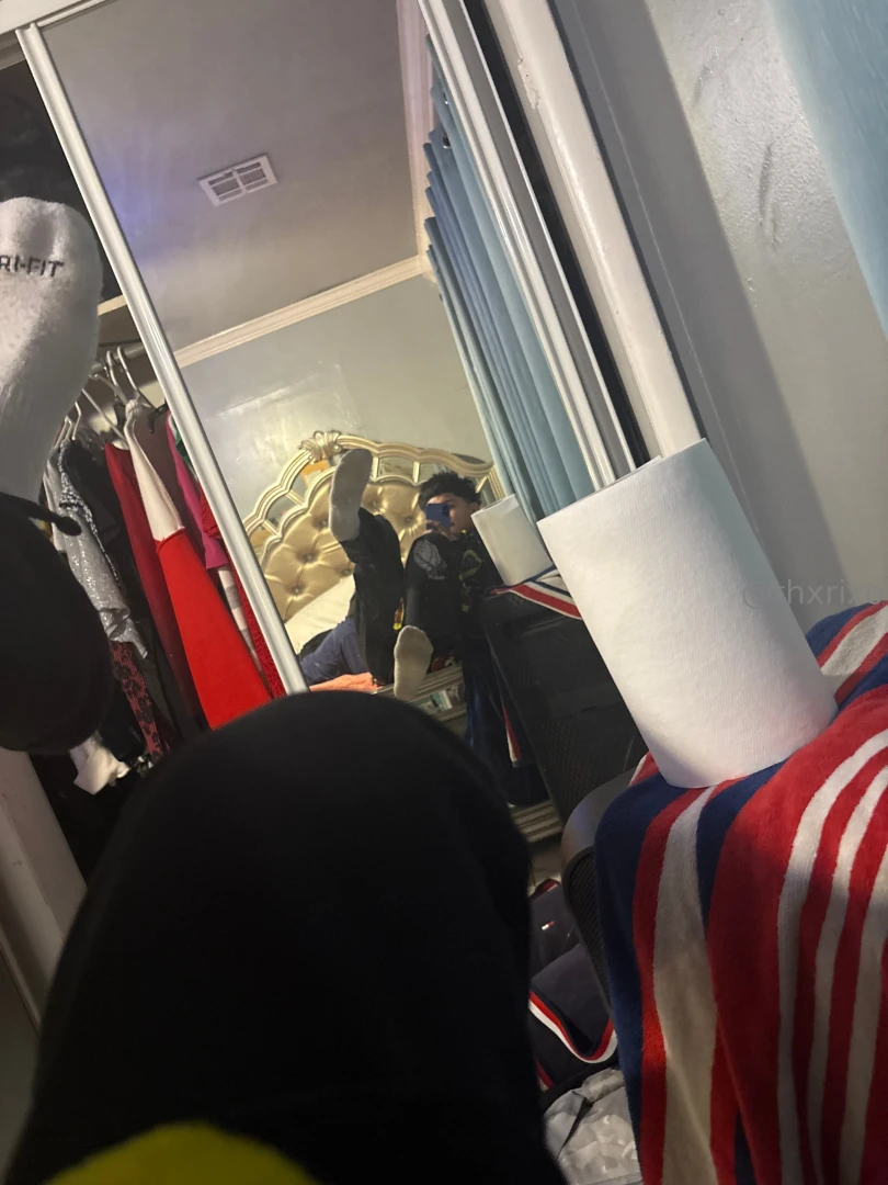 Trading feet pics with my homie thought id share them with u guys part 16 