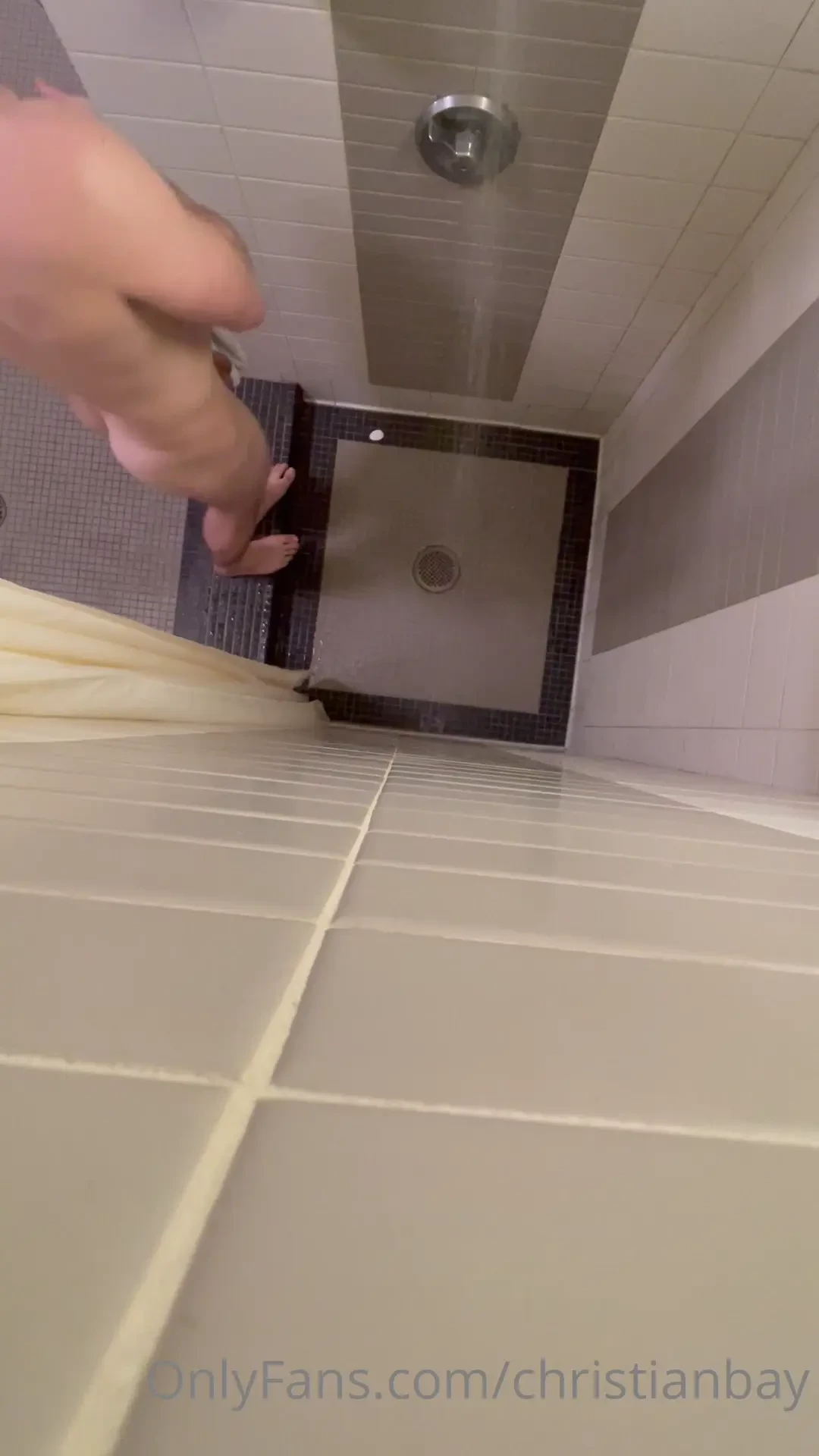 A nice cool shower after the sauna to wash off all the sweat and the 