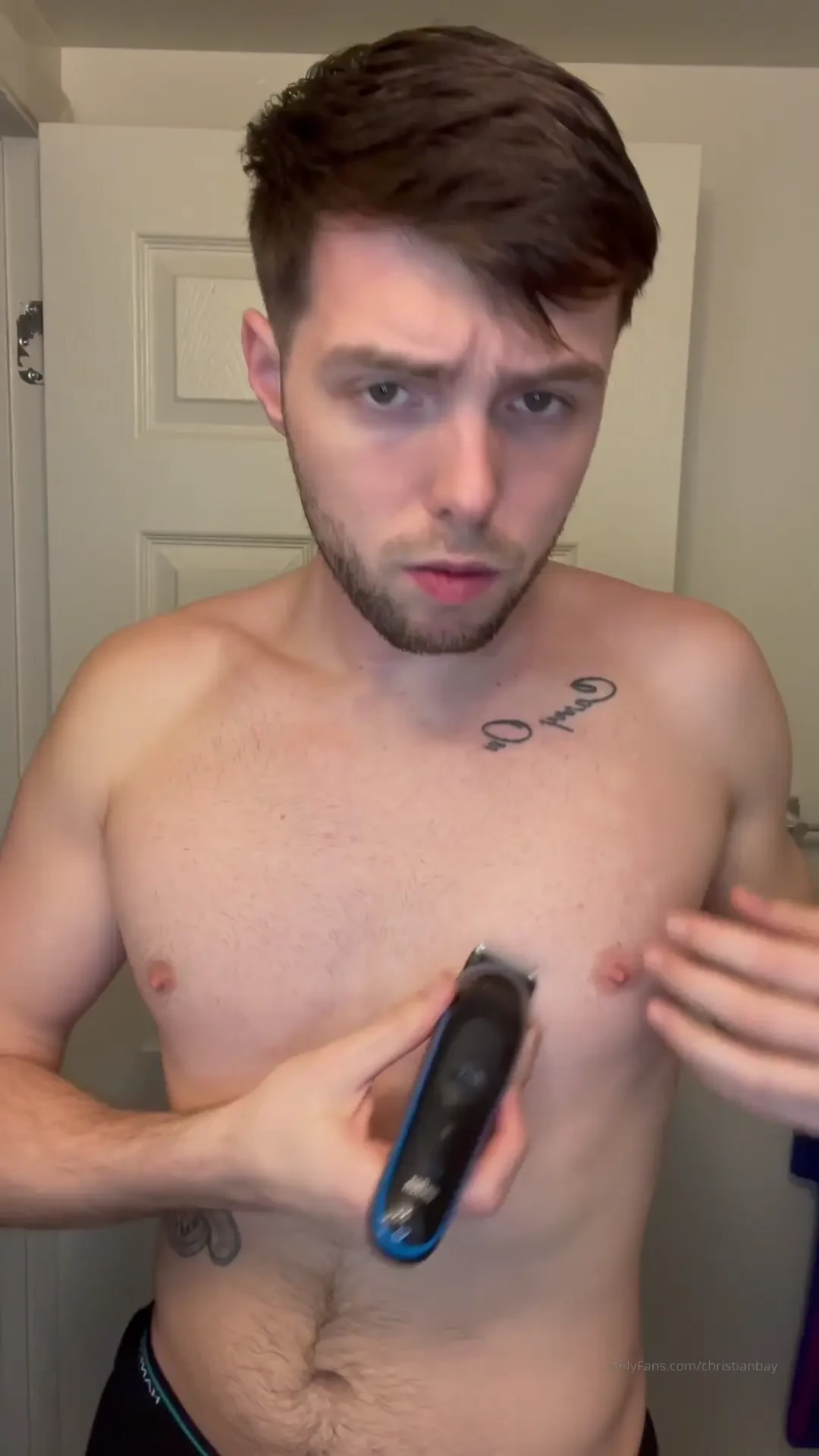 Needed a little trim my chest looks so good someone come suck on it 