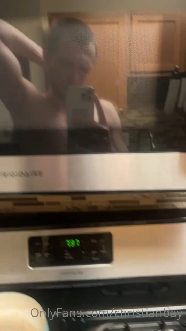 Microwave making me look good asf 