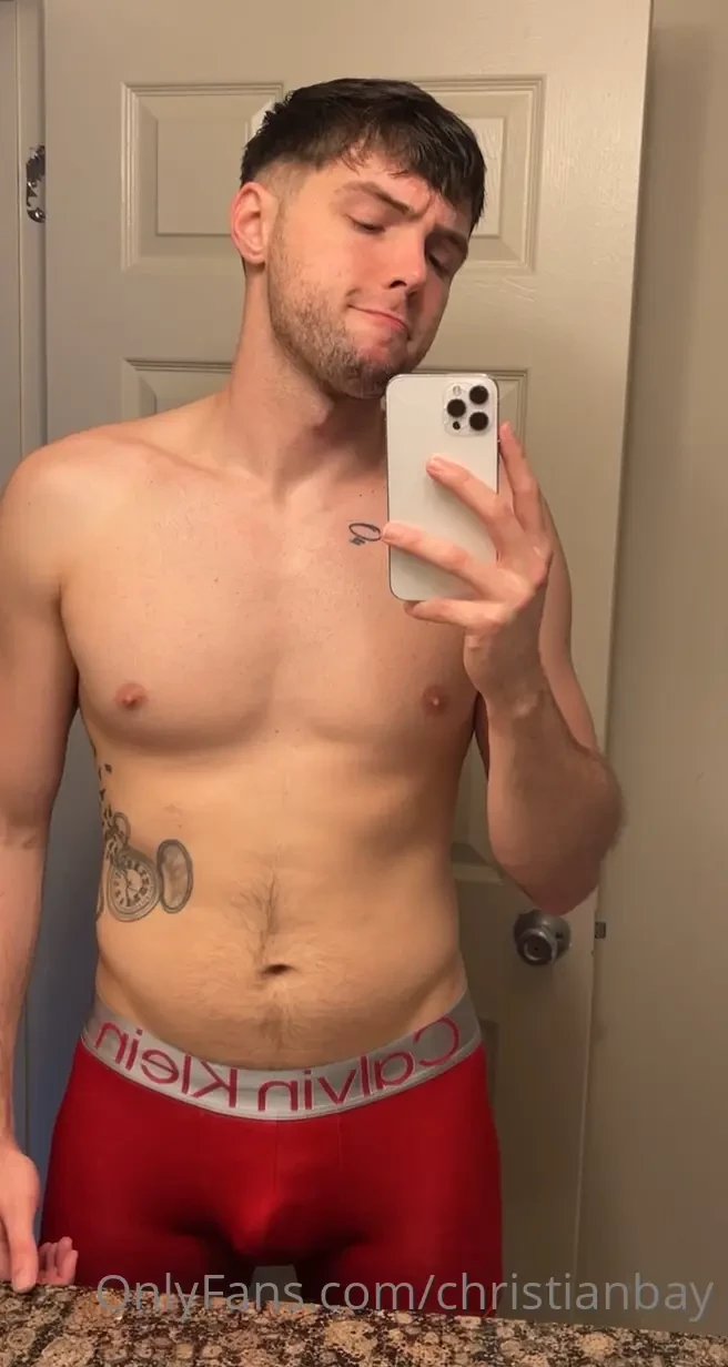 Same pose different day make sure you re drinking enough water 