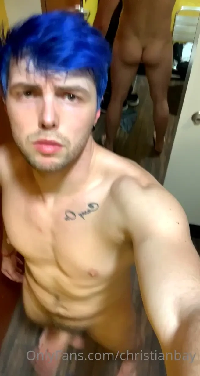 Showing off my hard cock and ass in the tanning bed 