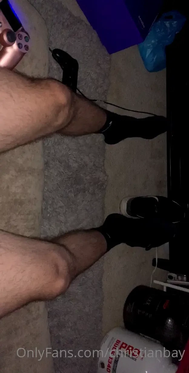 Who wants to sit on my lap part 1 