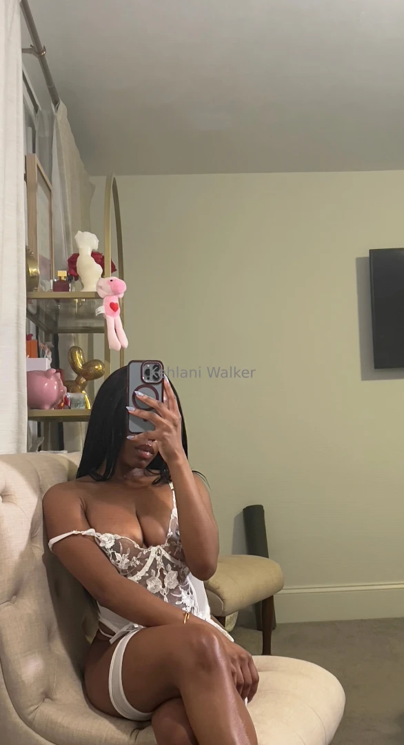 Home alone on a friday night lets do a sleepover ill be your cum 