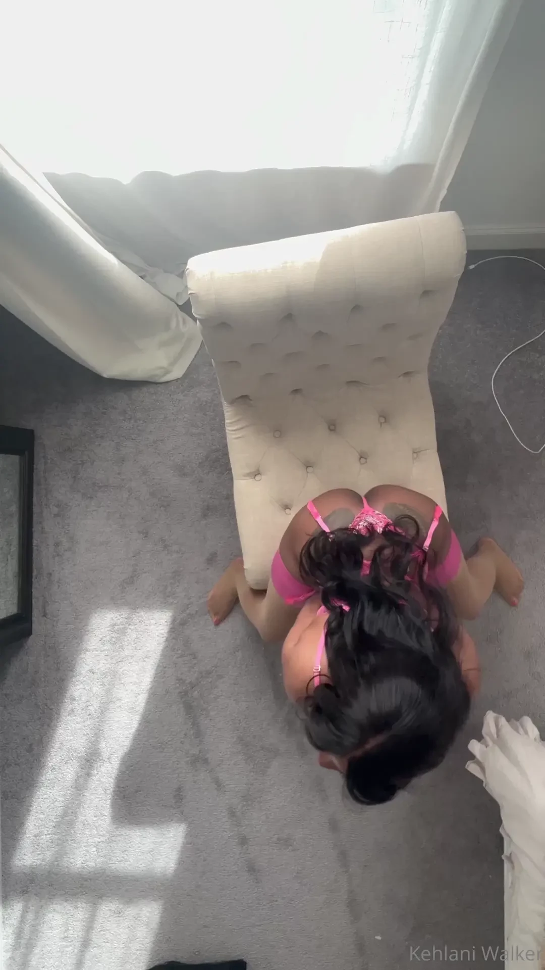 Like amp tip if you d let me sit on your face and do this dance 