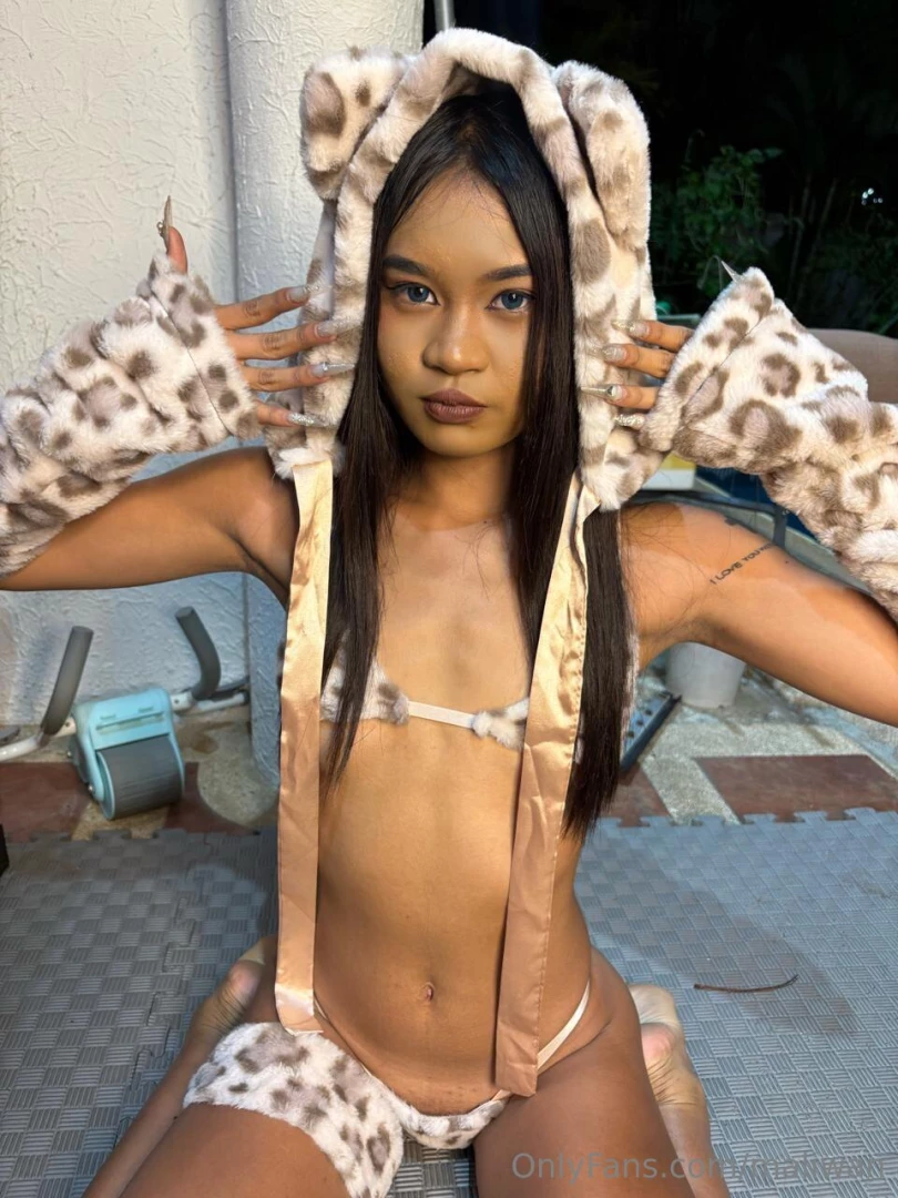 I m your toy tonight 