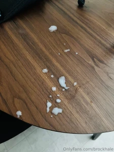 I want complete eye contact while i watch you lick it all up