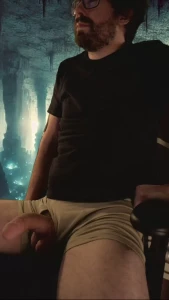 Stream started at 04 04 2025 11 59 pm friday gooning fun trying on