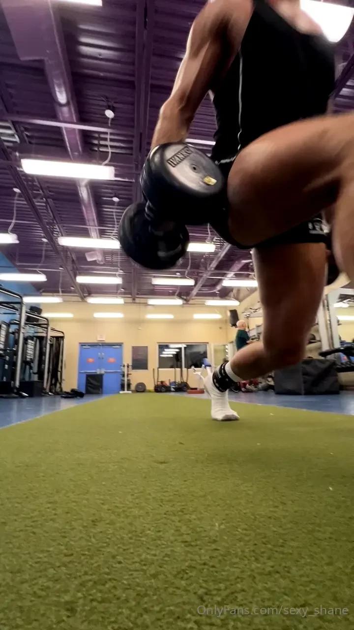 Been killin it don t slack leg day 