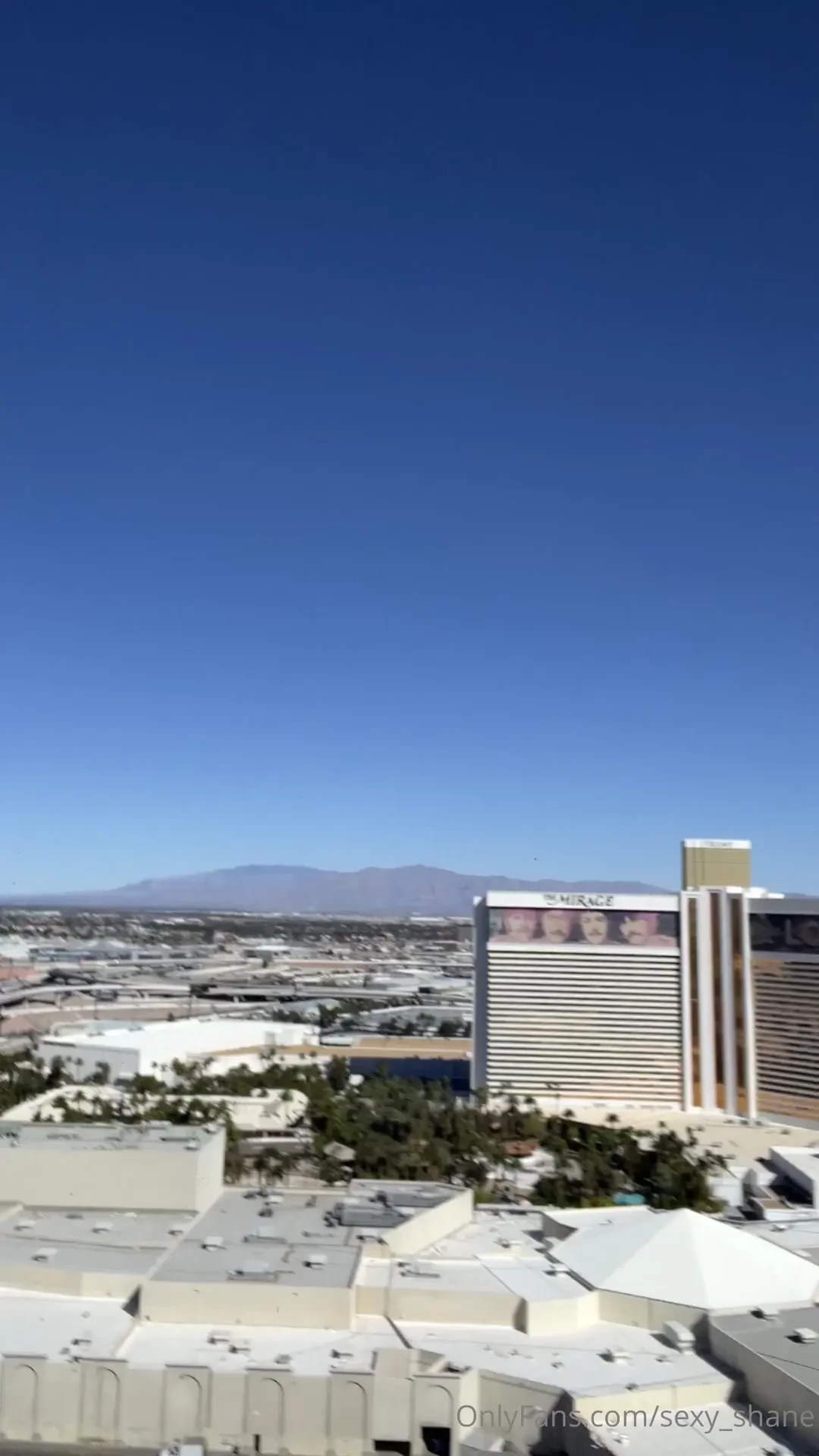 Got a room at caesars palace to have some fun and make some videos 