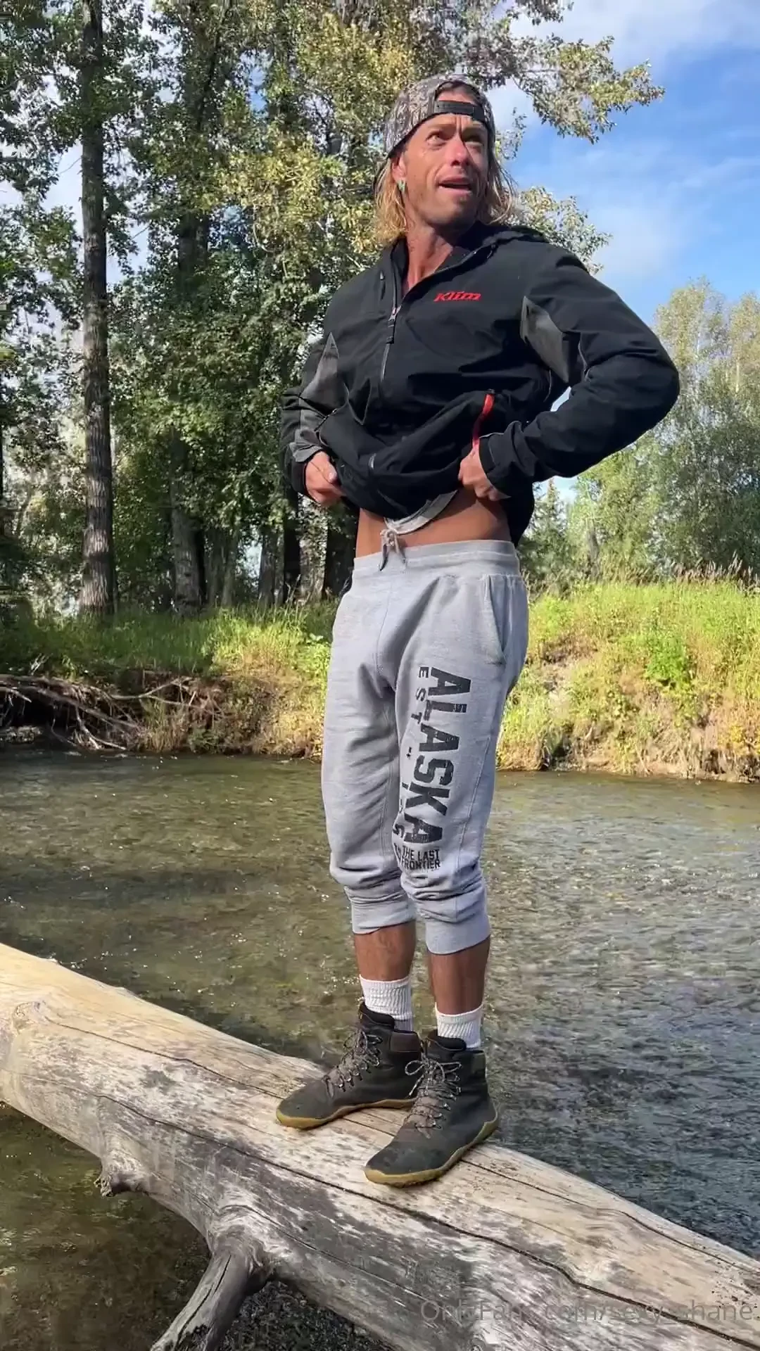 Right after i made this video a woman walked down to the river but her 