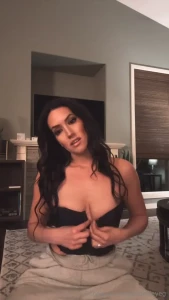 I love to strip off nice and slow for you