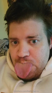 Mr blue eyes who wants my tongue