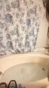 Blooper not serious video it s an old live stream