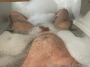 Just a random pic of relaxing in the tub any one care to join