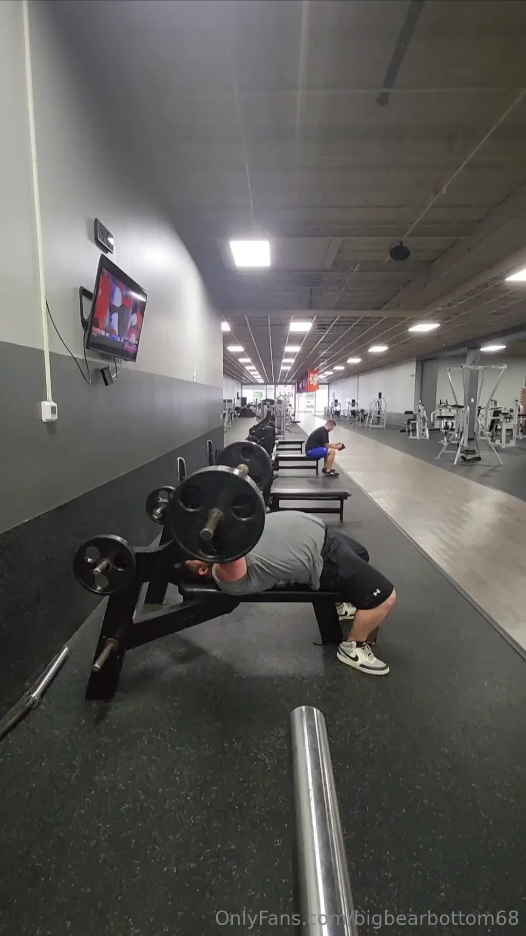 315 is moving a little slower i need to stay my ass here 