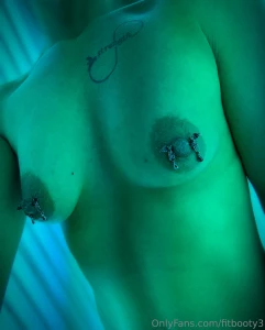 Last saint patrick s day i spent the night between two bulls let s see