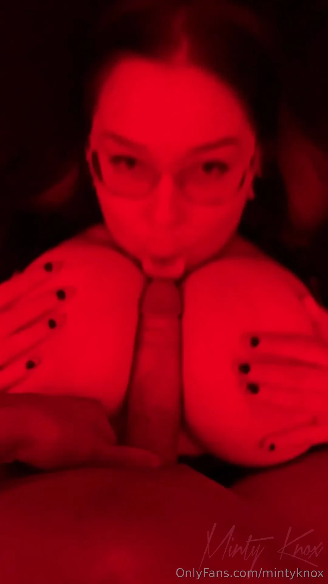 Some of you really wished to see this boobjob video so here it is he 