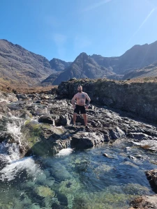 I could do with a cold dip and post dip horse dance right about now part 1