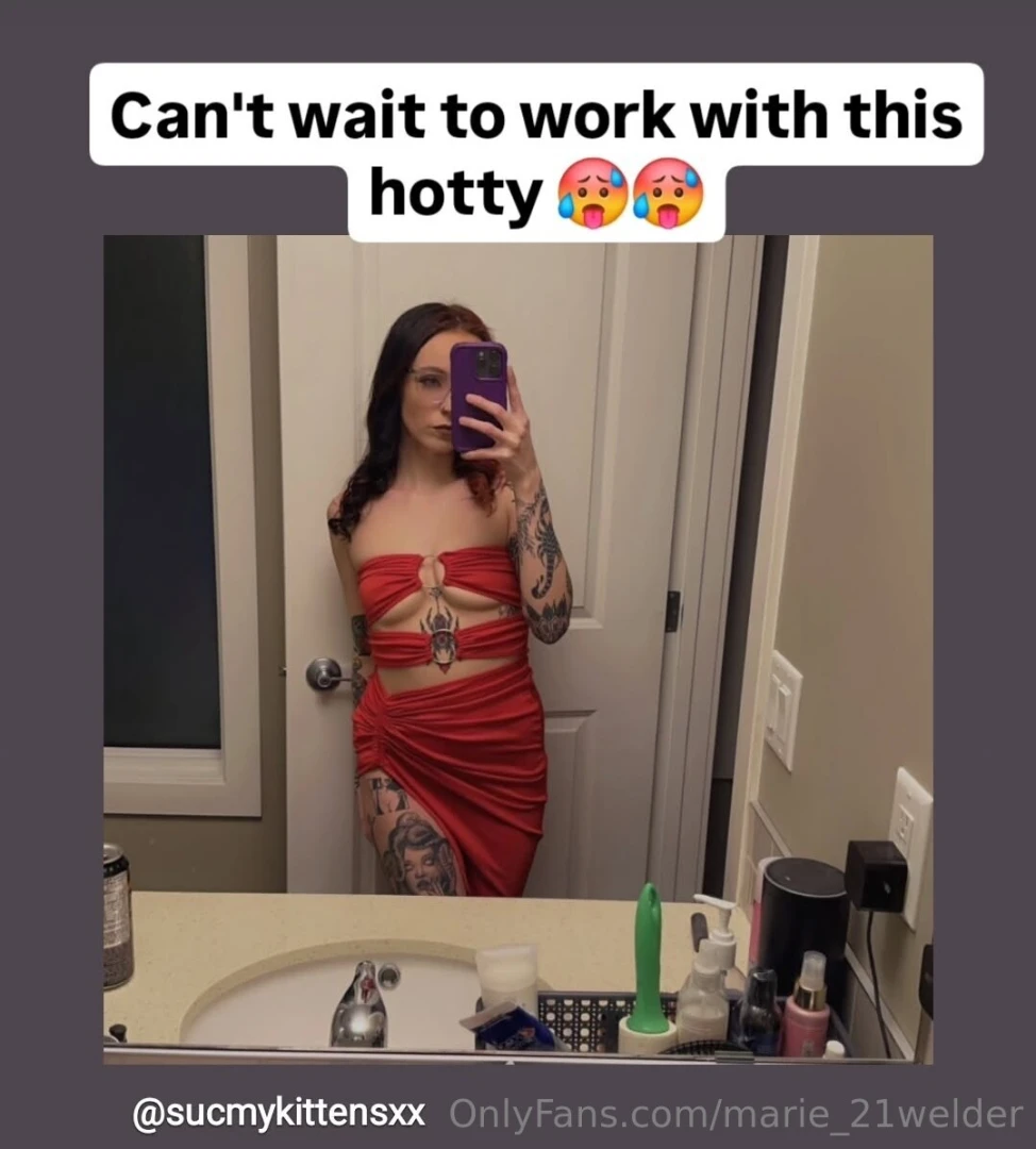 What do you wanna see me do to this hottie 